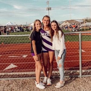 Meet your Posher, Kendra